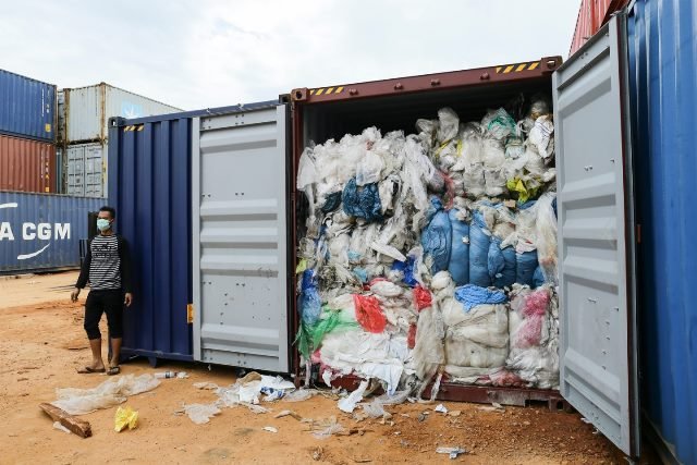 Mengirim Sampah Plastik ke Indonesia, AS Ditengarai Melanggar Basel Amendments