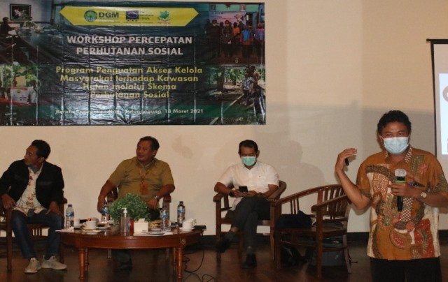 Petani Harus Jadi Prioritas Mendapatkan Izin Pemanfaatan Hutan Sosial