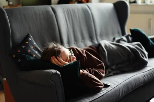 Tidur Siang dapat Meningkatkan Kesehatan Mental, Ini Alasannya!