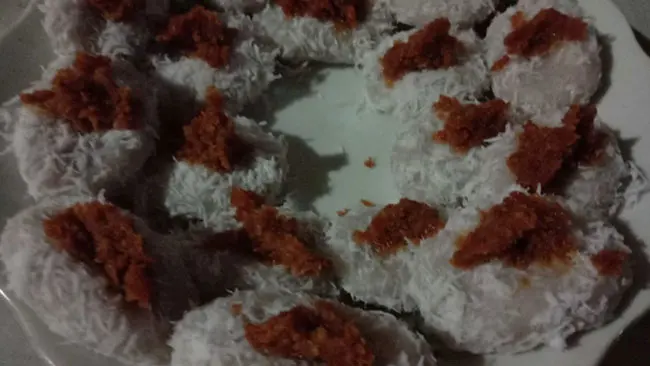 Kue Leluhur  yang Paling Tinggi itu Bernama Kopi Langi’