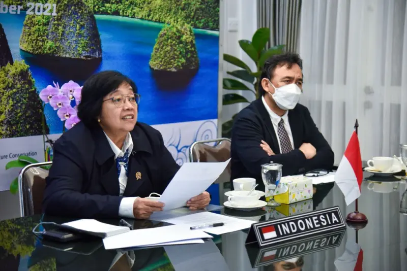 Menteri Siti Tegaskan Komitmen Tanggulangi Polusi Plastik di Forum Internasional