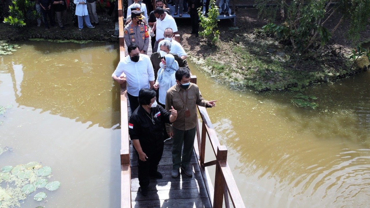 Tekan Polusi Udara, Menteri Siti Resmikan Dua Fasilitas RTH di Indramayu