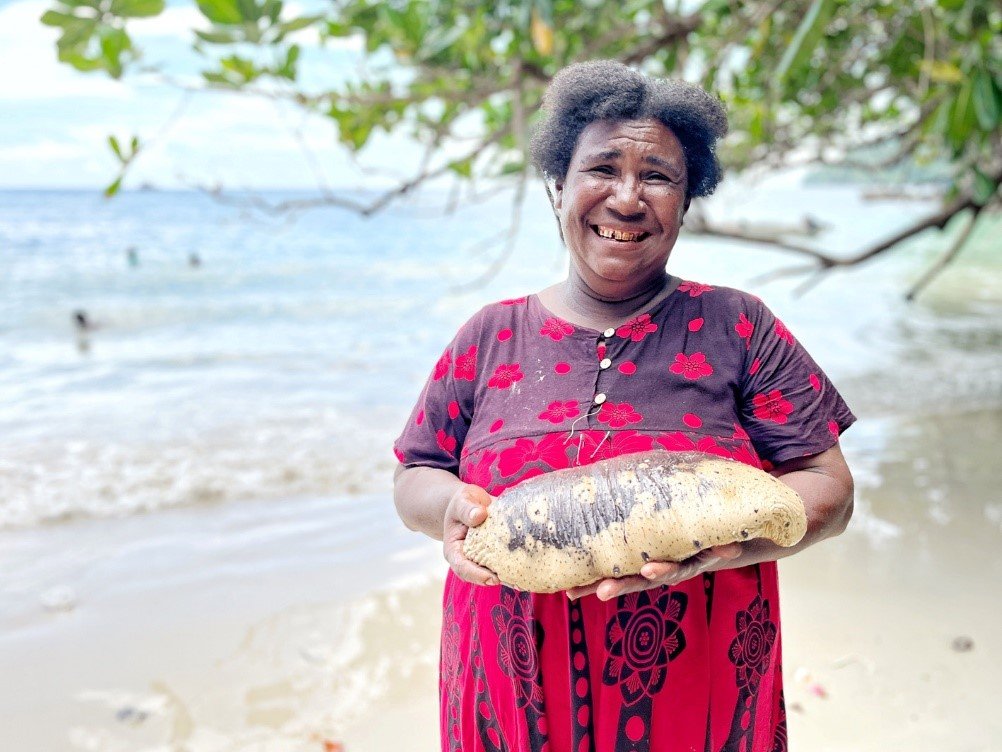 Kelompok Perempuan Waifuna Lakukan Buka Sasi di Kampung Kapatcol Raja Ampat