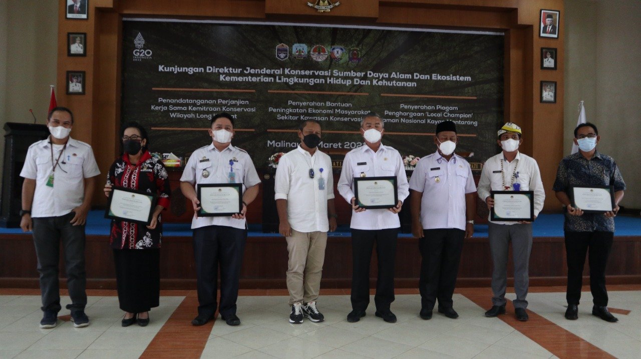 Upaya TN Kayan Mentarang Tingkatkan Kesejahteraan Masyarakat di Sekitarnya
