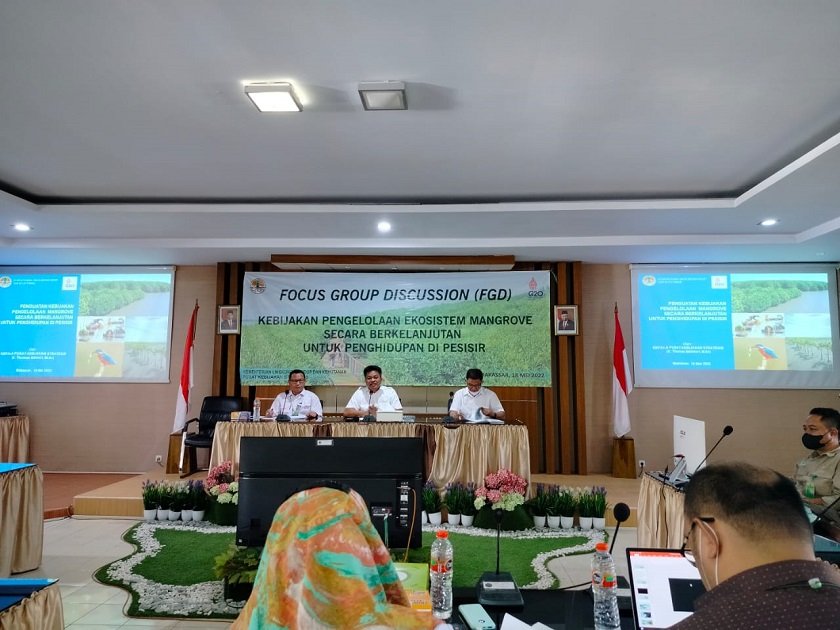 Rehabilitasi dan Pelestarian Mangrove Wajib Melibatkan Masyarakat