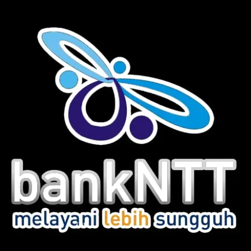 Peduli Kebersihan, Bank NTT Sumbang Tempat Sampah di Labuan Bajo