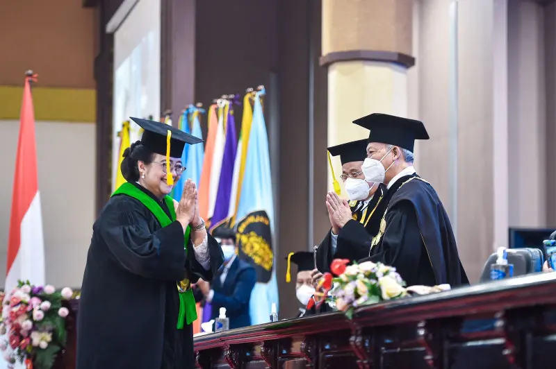 Dikukuhkan sebagai Guru Besar di UB, Menteri LHK Bahas FOLU Net Sink 2030!