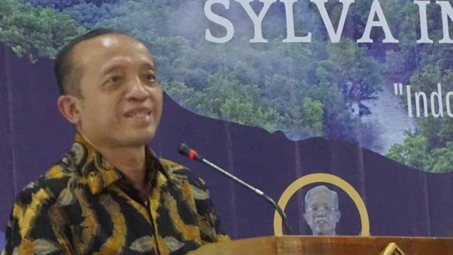 Masa Depan Kehutanan Indonesia Ada di Tangan Rimbawan Muda