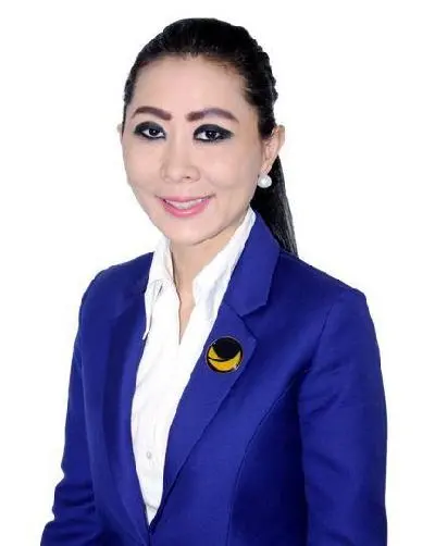 Politikus Nasdem Julie Sutrisno Ajak Masyarakat Manggarai Menjaga Hutan