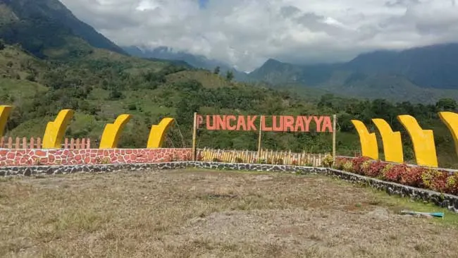 Menjaring Eksotisme dan Kesegaran di Puncak Lurayya Jam 8 Pagi