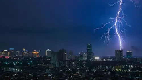 Berapa Besar Energi dalam Petir, Bisakah Dipanen untuk EBT?