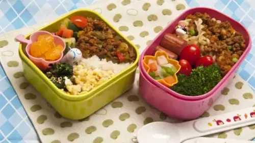 Jangan Sepelekan! Ini Manfaat Membawa Bekal bagi Anak Menurut Ahli Gizi