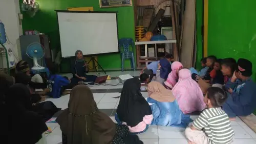 Kenalkan Teknik Ecobrick pada Anak, Cara Kelola Sampah yang Kreatif