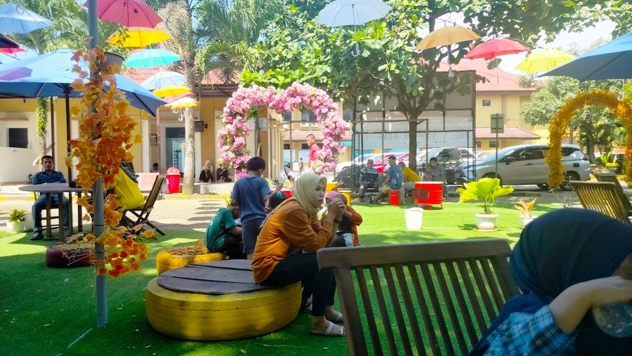 Taman Integritas, Ruang Tunggu Bernuansa Hijau di Kantor Imigrasi Kelas I Makassar