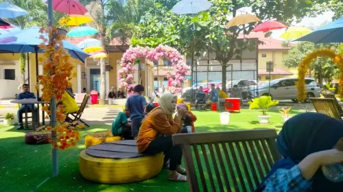Taman Integritas, Ruang Tunggu Bernuansa Hijau di Kantor Imigrasi Kelas I Makassar