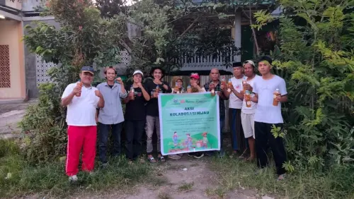 Kolaborasi Hijau Berbagi Pupuk Cair dan Eco Enzyme ke Petani Alami di Takalar