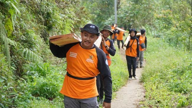 Sekolah Alam Benteng Senggaang, Membangun Harapan di Desa Terisolir