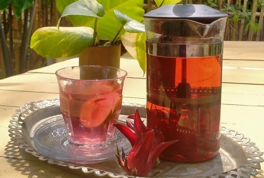Kenali Manfaat Teh Herbal Organik Dari Kebun Bersama