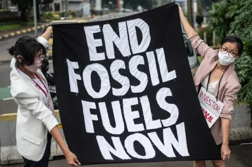 DPR Didesak Hentikan Solusi Palsu Energi Baru dalam RUU EBET
