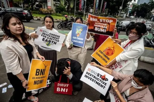 RUPS BNI 2023: Alihkan Uang Kami dari Energi Fosil ke Energi Terbarukan!