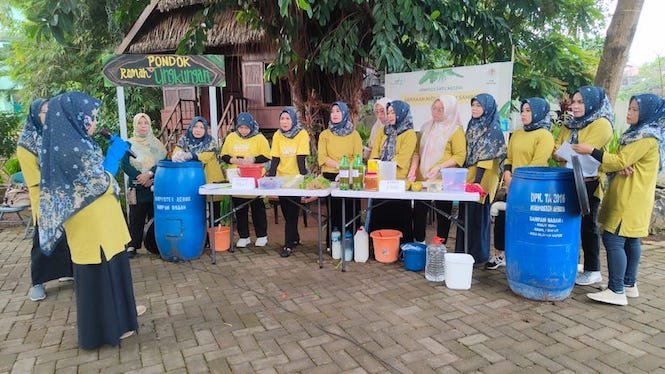 Dharma Wanita P3E SUMA Gelar Pelatihan Pembuatan Kompos dan Eco Enzyme