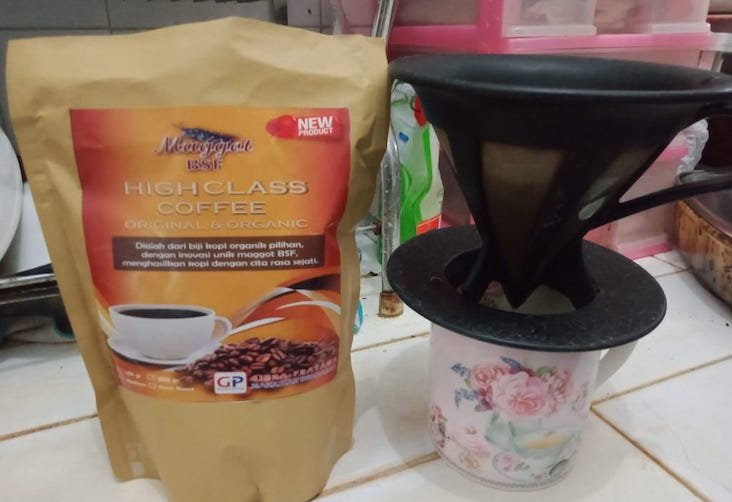 Terinspirasi dari Kopi Luwak, Anggota Brimob di Makassar Produksi Kopi Maggot