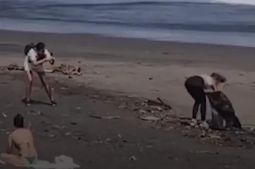 Viral Ketahuan Buat Klip Seolah-olah Pungut Sampah, Netizen +62: Mungkin Dia Caleg!