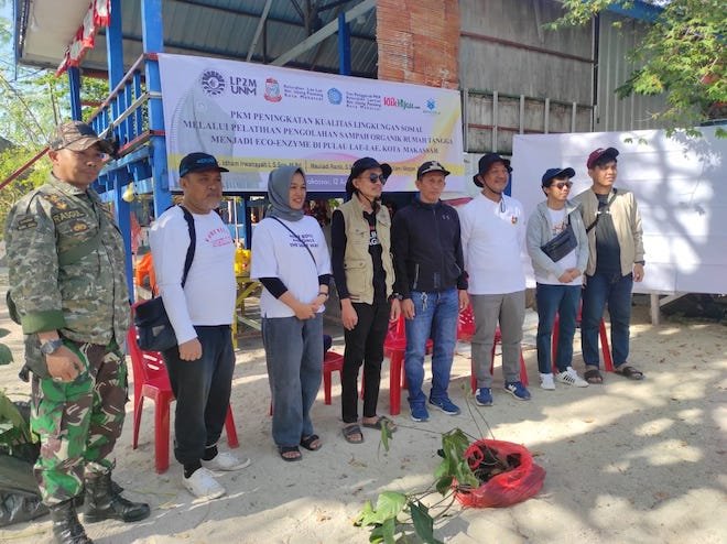 Prodi Sosiologi UNM dan Klikhijau Edukasi Warga Pulau Laelae Kelola Sampah Dapur