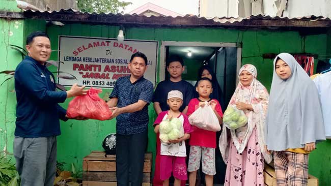 Kemarau Tak Menghalangi Petani Kanreapia Berbagi  Sayur ke Panti Asuhan
