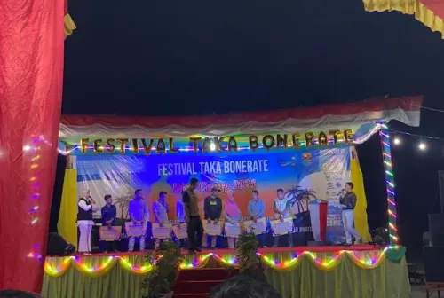 Malam Pembukaan Festival Taka Bonerate di Pulau Jinato Berlangsung Meriah