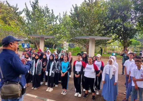 Belantara Edukasi Generasi Muda Lewat Pendataan Biodiversitas di Taman Heulang