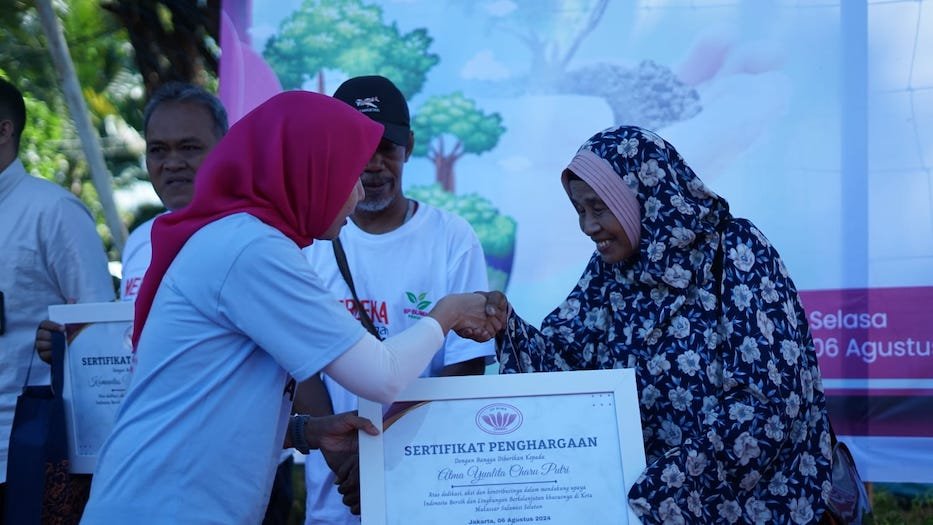 IIP BUMN Korwil D Beri Penghargaan 5 Pihak Pengabdi Lingkungan di Makassar, Ini Daftarnya!   