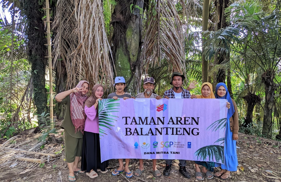 Diskusi di Kebun Aren: Upaya DMT Mendorong Potensi Desa Berbasis Ecopreneur