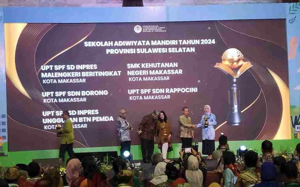 SD Negeri Rappocini Makassar Raih Adiwiyata Mandiri