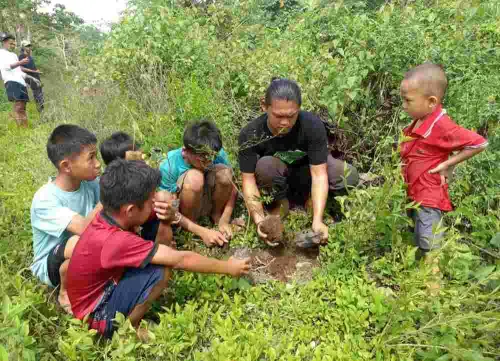 Kelas Konservasi Tanam 1000 Pohon di Bantaran Sungai Balantieng