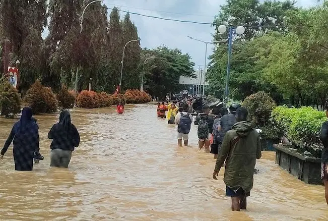 Banjir Parah di Beberapa Daerah di Selatan Sulawesi, Walhi Soroti Kerusakan Lingkungan