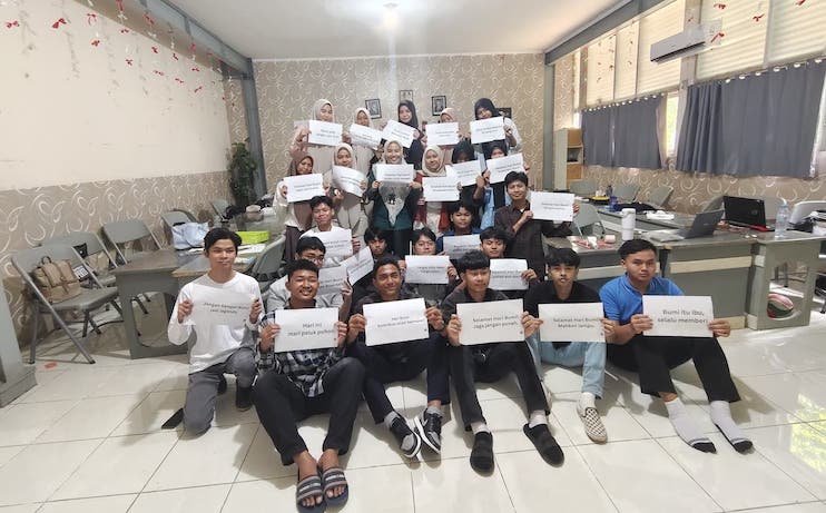 Begini Cara Klikhijau Ajak Siswa SMA Islam Athirah Peringati Hari Bumi!