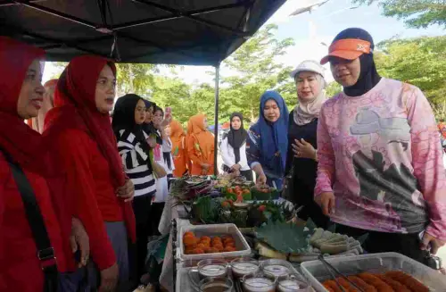 Jajanan Sehat Bebas Plastik, Upaya Kolaborasi Bebaskan Bulukumba dari Kepungan Plastik