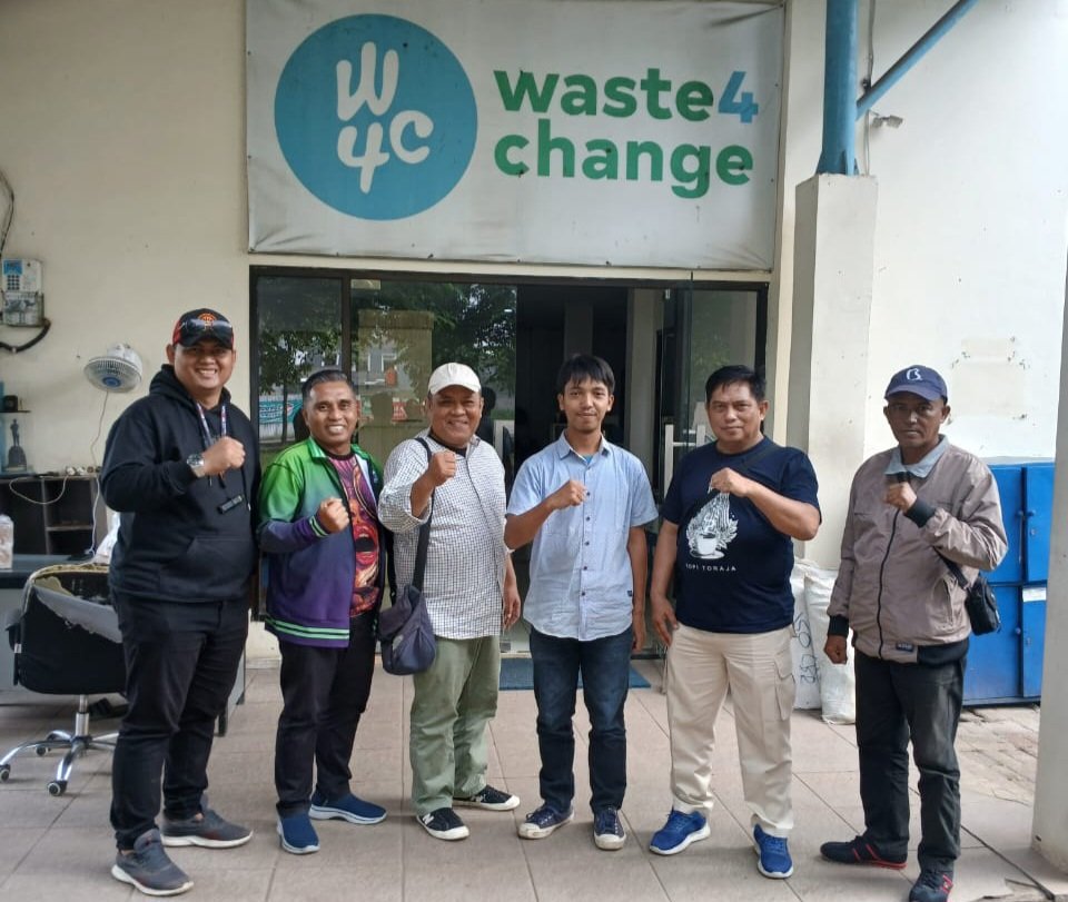 Dari Makassar ke Bekasi: Komunitas MTS Telisik Rahasia Sukses Pengelolaan Sampah Waste4Change