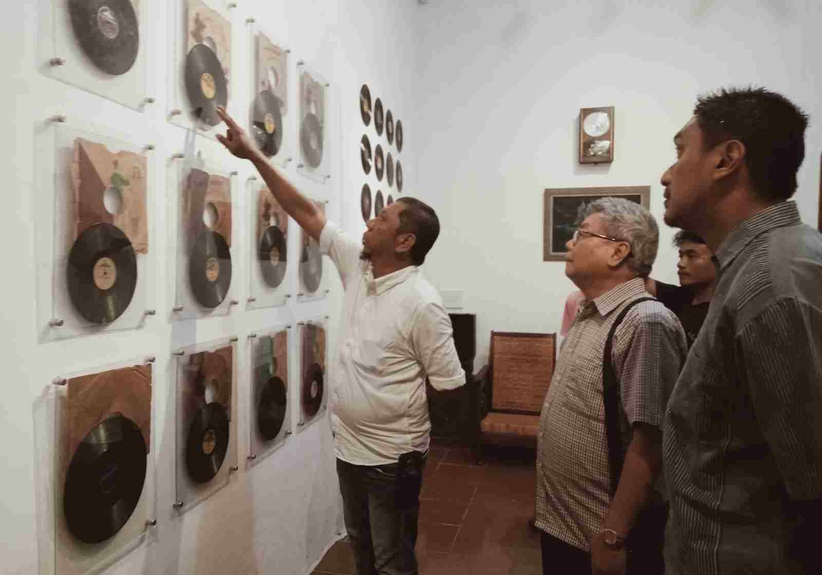 Suara Masa Lalu, Warisan Masa Depan: Pameran Piringan Hitam Lagu Makassar