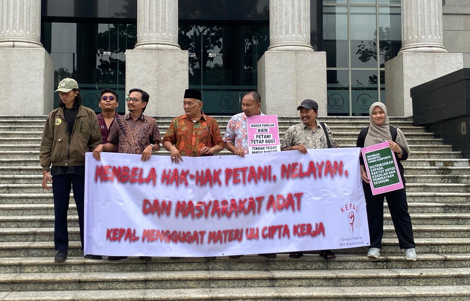 Prahara Hukum UU Cipta Kerja, KEPAL Tantang MK Segera Lakukan Uji Materil