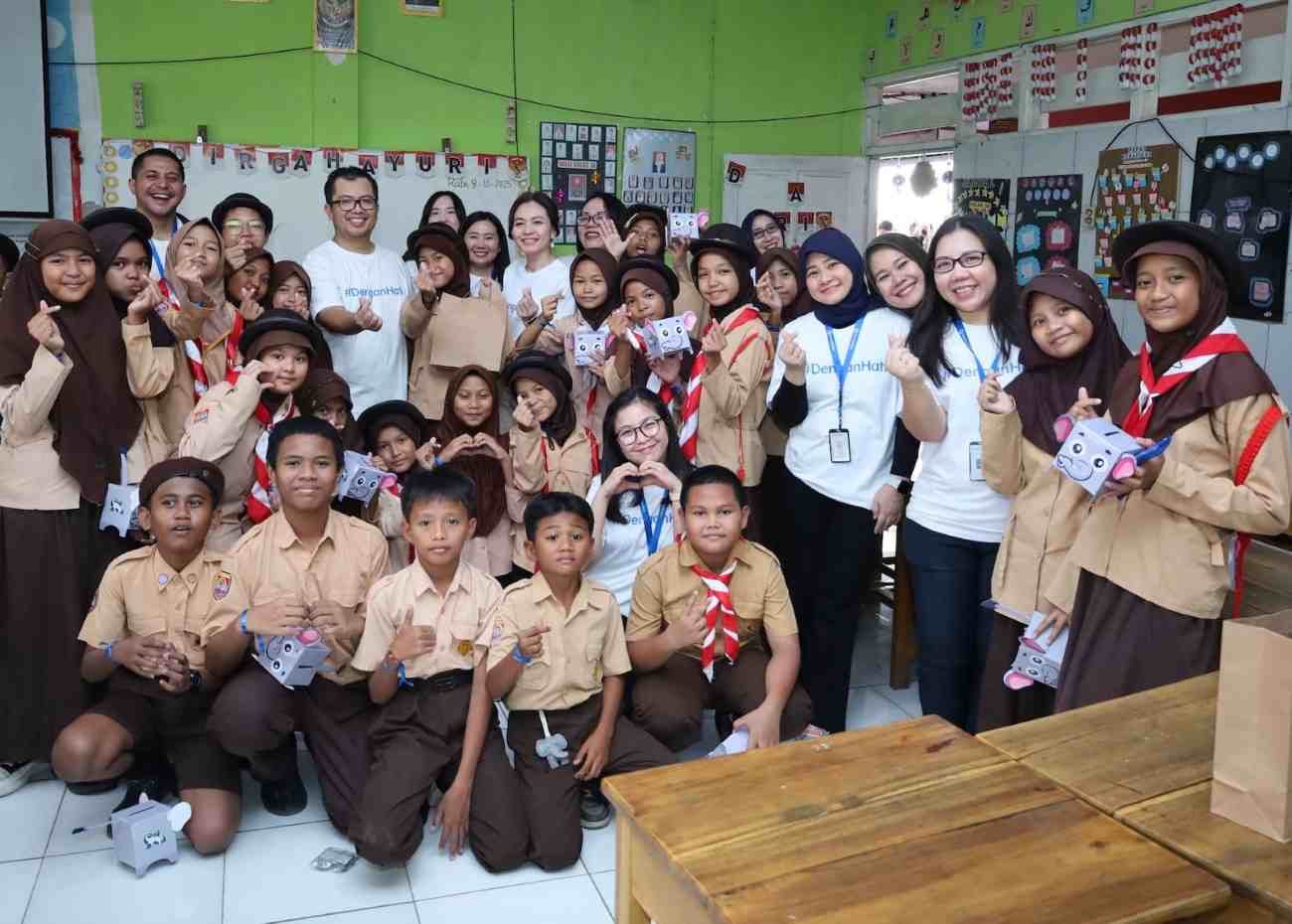Permata Bank Tingkatkan Literasi Keuangan dan Kesadaran Lingkungan Generasi Muda Lewat CERITA