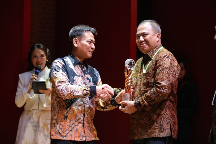 Inovasi TAPAL21 Antar Kemenhut Raih Penghargaan Bhumandala Ariti 2025