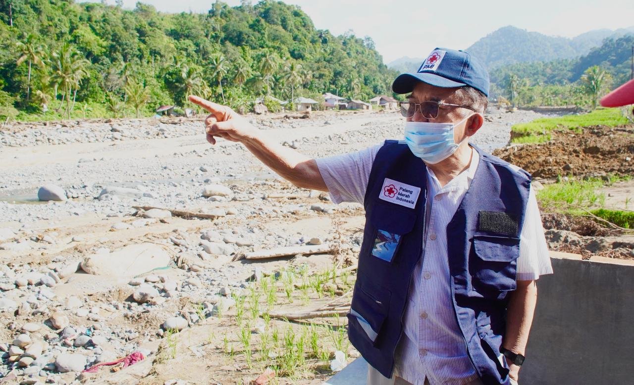 Jusuf Kalla Tinjau Dampak Banjir Padang, Urgensi Tata Ruang Hulu dan Pemanfaatan Material Sisa
