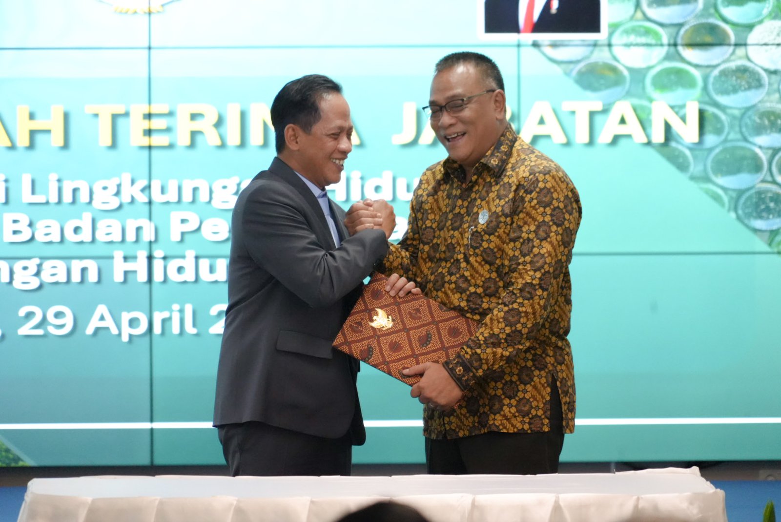 Menanam Etika, Menjaga Alam: Moh. Jumhur Hidayat Resmi Nakhodai KLH/BPLH