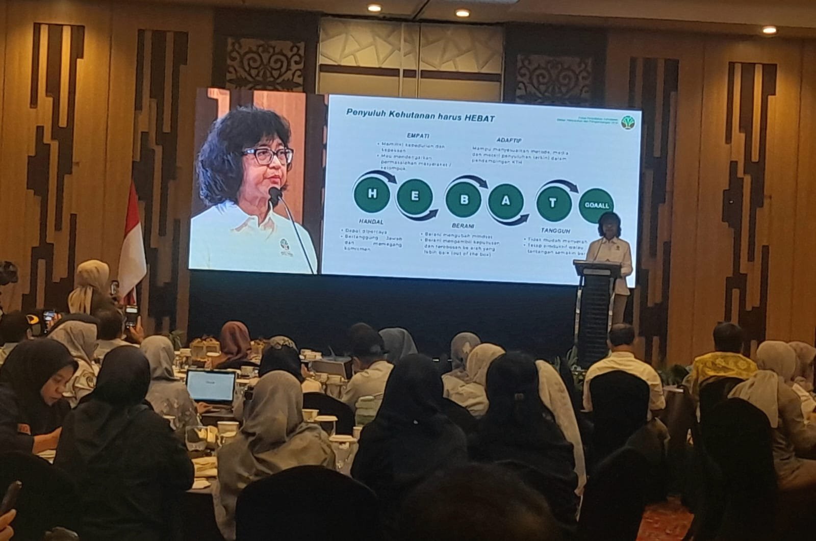 Menavigasi Era TUNA: Memacu Nilai Ekonomi Petani Hutan Lewat Transformasi Peran Penyuluh