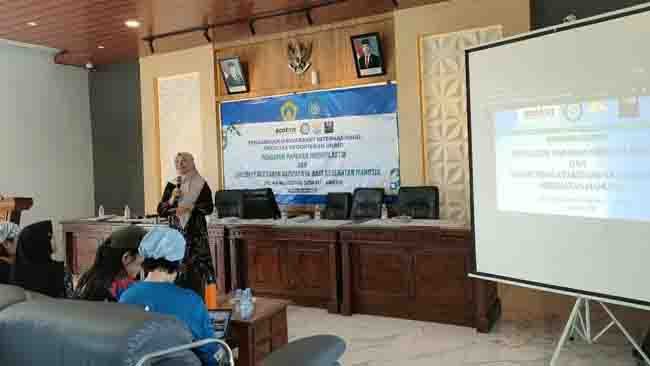 FK UNAIR, Ecoton, dan Almang Market Korea Kampanyekan Kesadaran Bahaya Mikroplastik di Randuboto