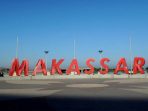 Tulisan Makassar di Pantai Losari