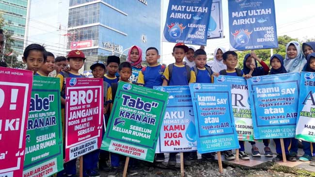 Begini Cara Murid-murid SD Negeri Borong Merayakan Hari Air Sedunia