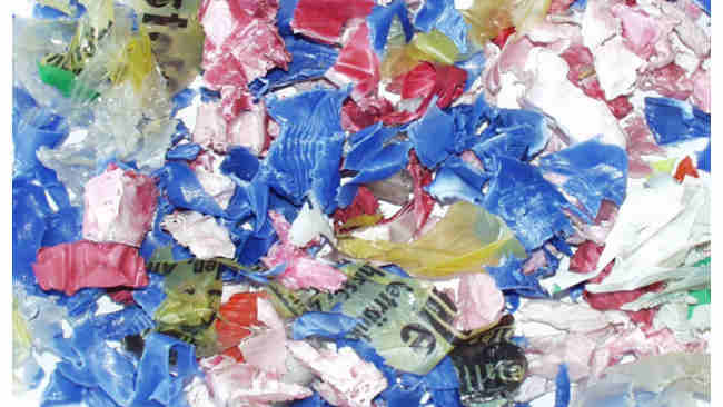 Di Tangan Ilmuwan Inggris, Sampah Plastik Disulap Jadi Listrik